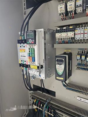 Dobra cena. INOMAX VFD napęd zmiennej częstotliwości z bezpośrednią kontrolą momentu obrotowego ACS880-01-038A-3 w Internecie